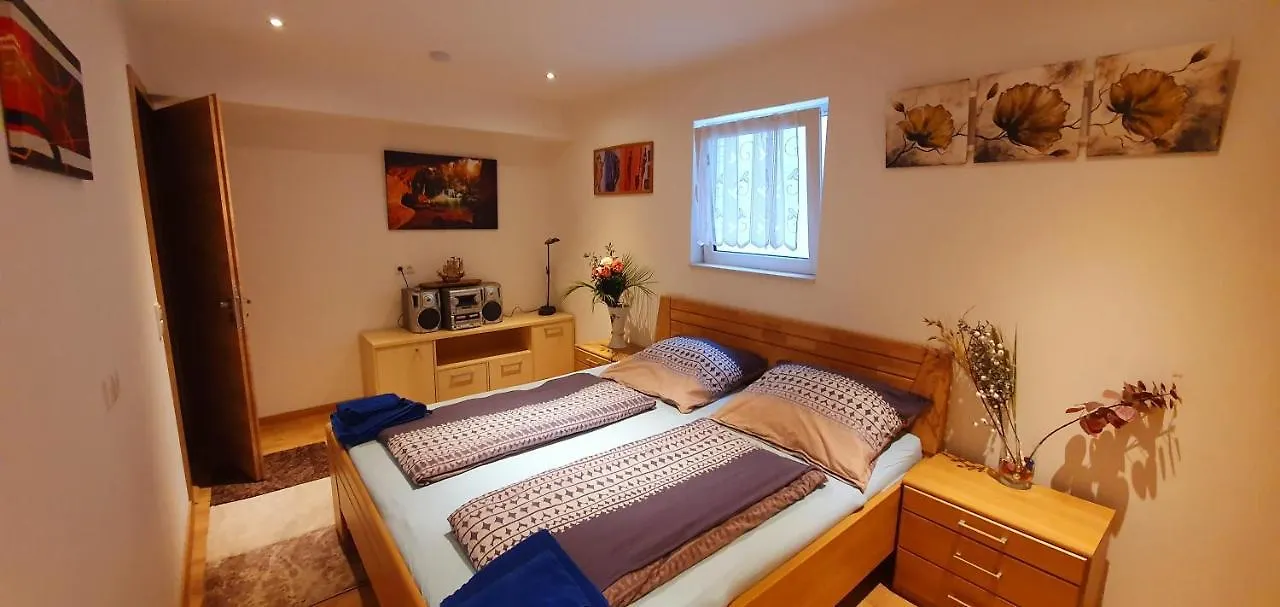 3 Z Moderne Wellnesswohnung - Sauna, Kamin, Parkplatze 65M2 Bis 6 Per München 0*,