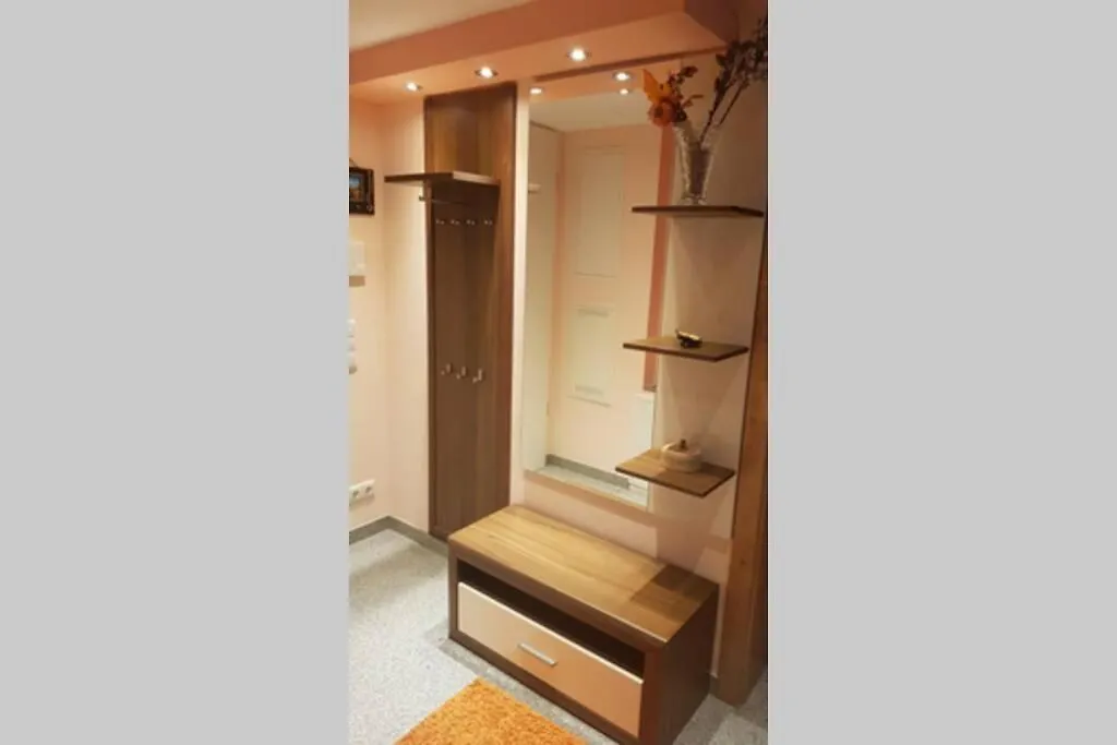 3 Z moderne Wellnesswohnung - Sauna, Kamin, Parkplätze 65m2 bis 6 Per München